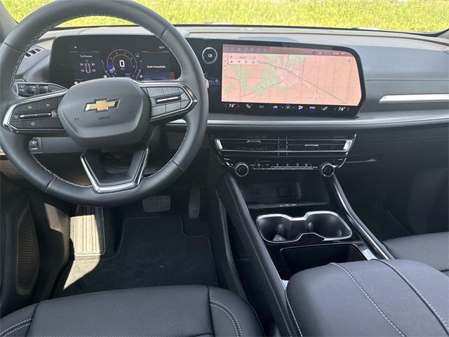 new 2025 Chevrolet Traverse car, priced at $42,470