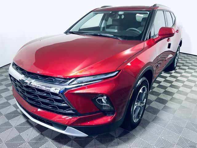 new 2025 Chevrolet Blazer car, priced at $36,222