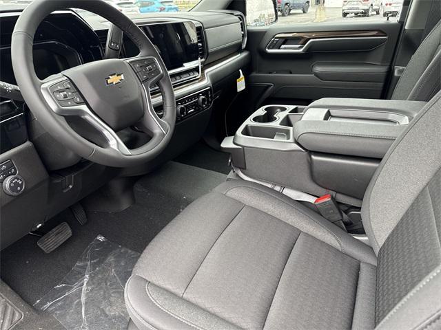 new 2025 Chevrolet Silverado 1500 car, priced at $51,061