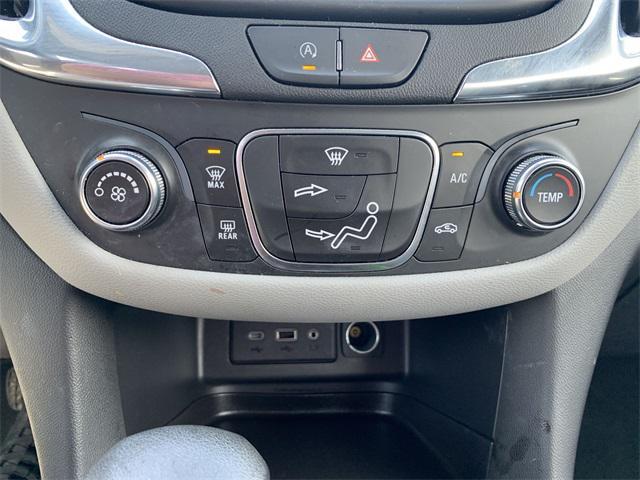 used 2022 Chevrolet Equinox car, priced at $18,500