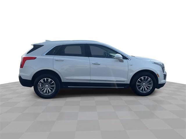used 2017 Cadillac XT5 car, priced at $20,000