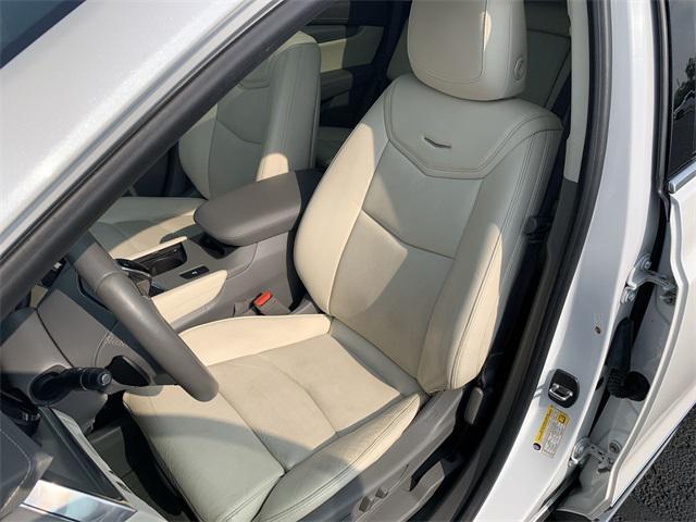 used 2017 Cadillac XT5 car, priced at $20,000