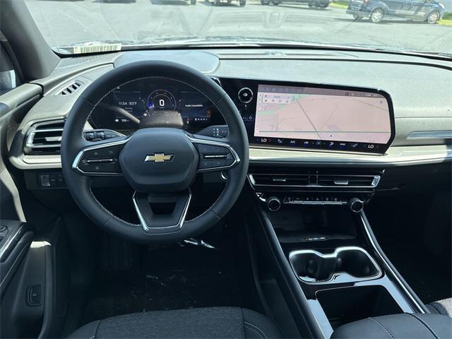 new 2025 Chevrolet Traverse car, priced at $39,070
