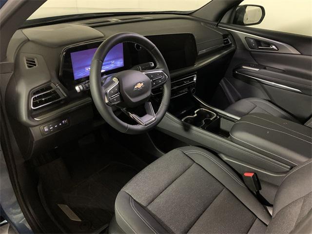 used 2025 Chevrolet Traverse car, priced at $44,500