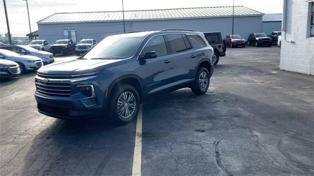 used 2025 Chevrolet Traverse car, priced at $44,500