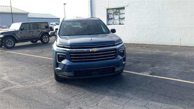 used 2025 Chevrolet Traverse car, priced at $44,500
