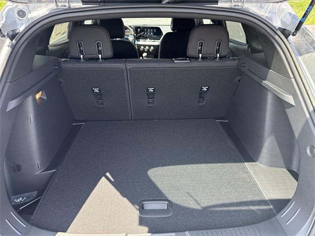 new 2025 Chevrolet Trax car, priced at $22,863