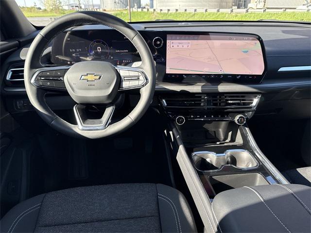 new 2025 Chevrolet Traverse car, priced at $39,939