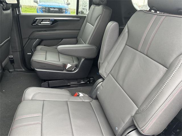 new 2025 Chevrolet Suburban car, priced at $79,934