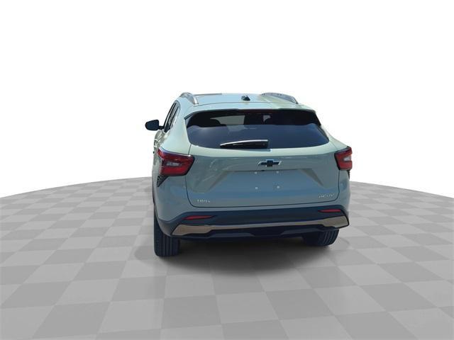 new 2025 Chevrolet Trax car, priced at $25,182