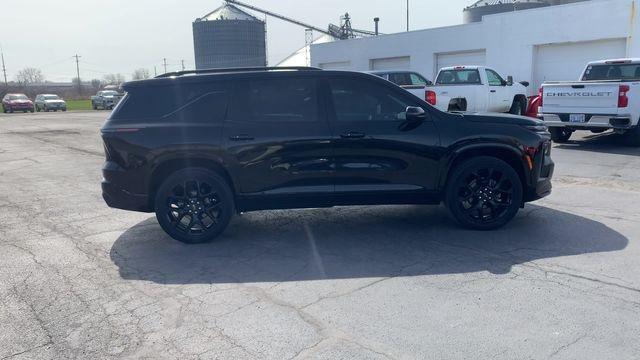 used 2024 Chevrolet Traverse car, priced at $53,500