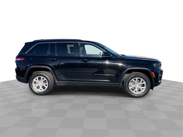 used 2023 Jeep Grand Cherokee car, priced at $29,000