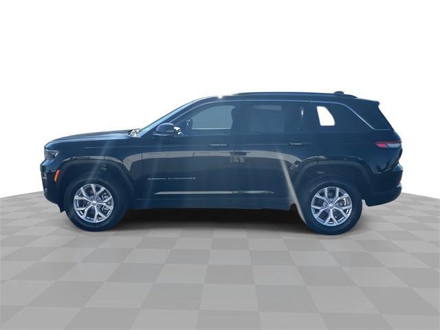 used 2023 Jeep Grand Cherokee car, priced at $29,000