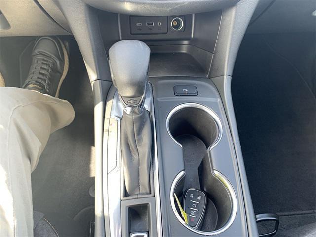 used 2022 Chevrolet Equinox car, priced at $21,500