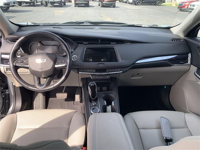 used 2023 Cadillac XT4 car, priced at $26,000