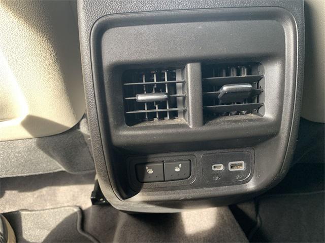 used 2023 Cadillac XT4 car, priced at $26,000
