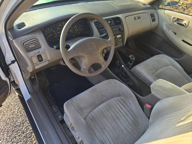 used 1998 Honda Accord car, priced at $5,700