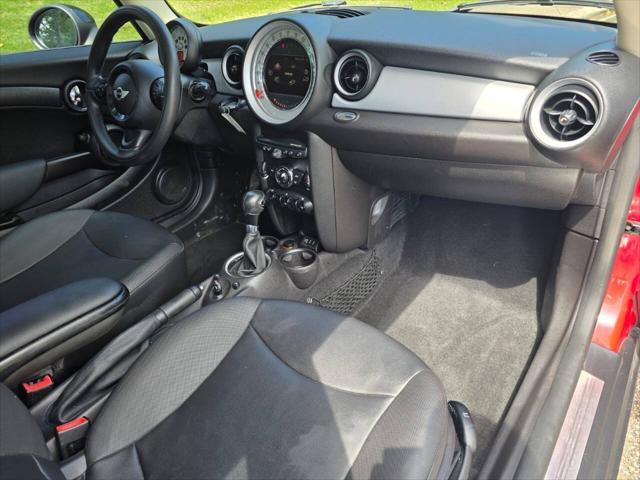 used 2013 MINI Hardtop car, priced at $7,500