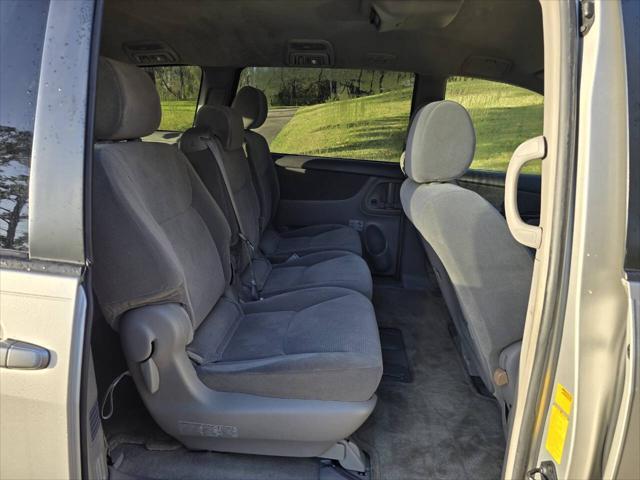 used 2004 Toyota Sienna car, priced at $5,900