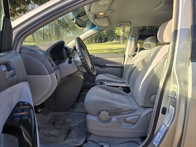 used 2004 Toyota Sienna car, priced at $5,900