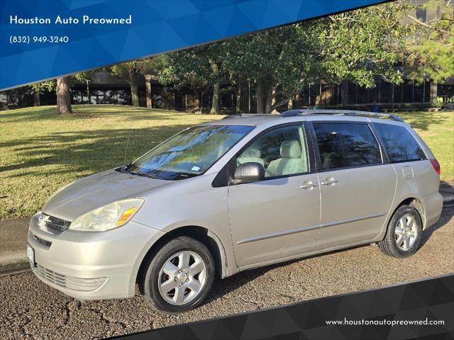 used 2004 Toyota Sienna car, priced at $5,900