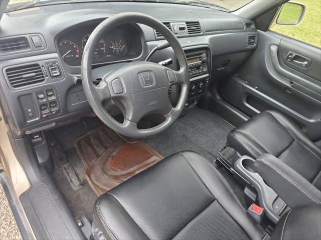 used 2000 Honda CR-V car, priced at $6,999