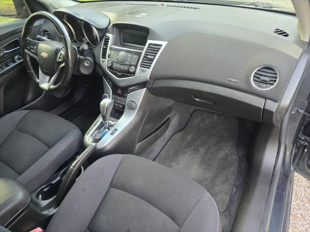 used 2013 Chevrolet Cruze car, priced at $6,500