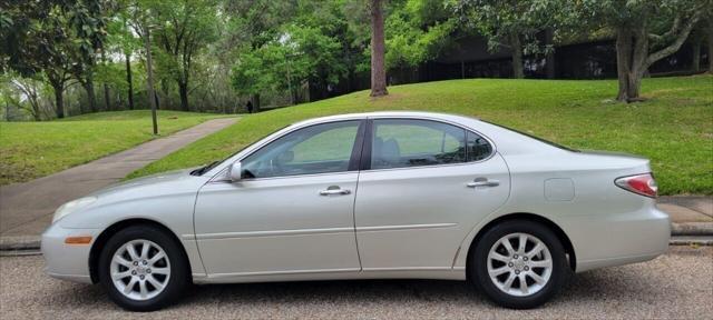 used 2003 Lexus ES 300 car, priced at $5,499