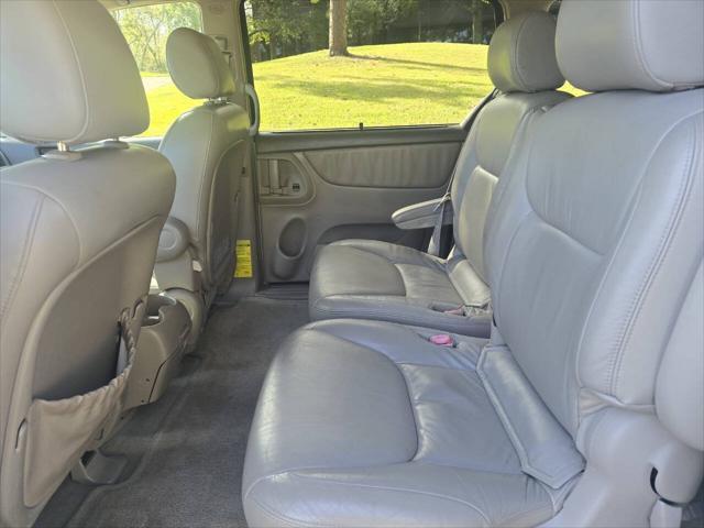 used 2004 Toyota Sienna car, priced at $7,999