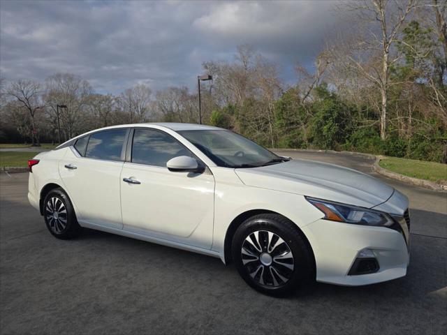 used 2019 Nissan Altima car, priced at $9,300