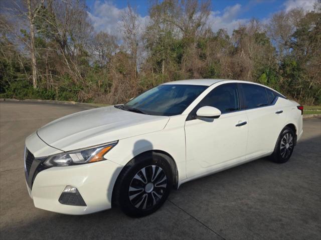 used 2019 Nissan Altima car, priced at $9,300