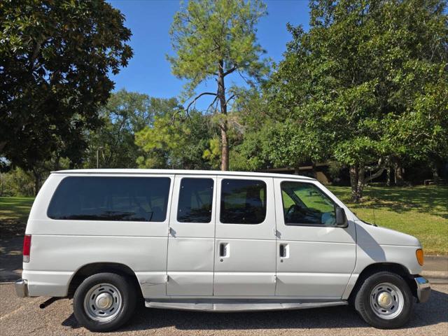 used 2006 Ford E150 car, priced at $8,900