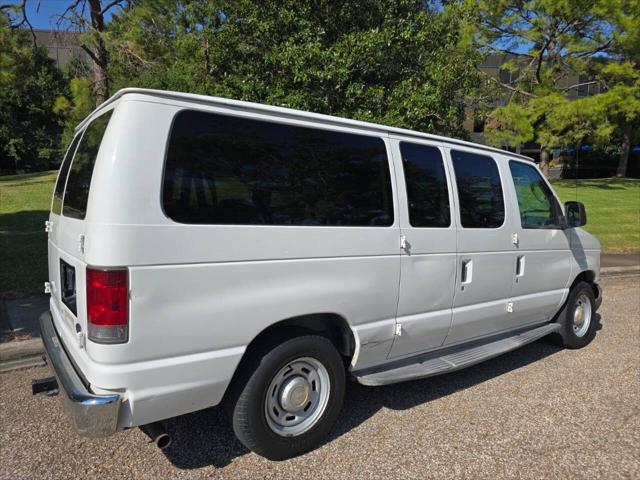 used 2006 Ford E150 car, priced at $8,900