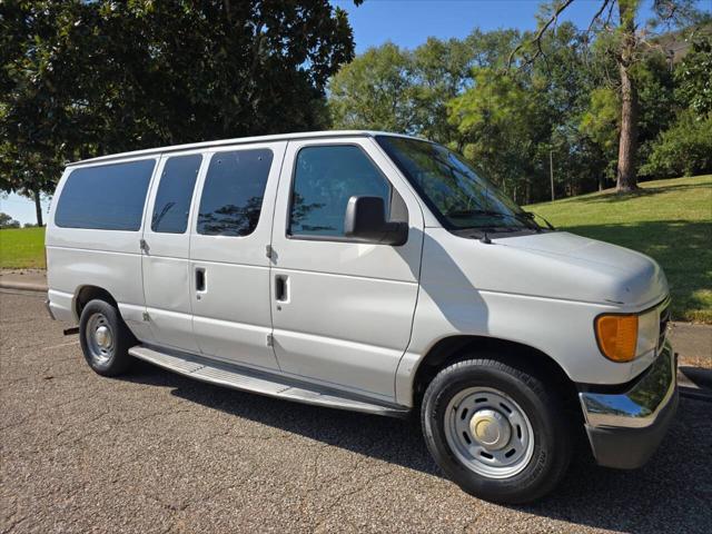 used 2006 Ford E150 car, priced at $8,900