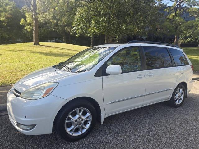 used 2004 Toyota Sienna car, priced at $7,999