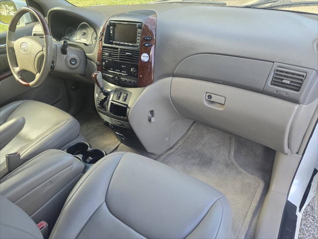 used 2004 Toyota Sienna car, priced at $7,999