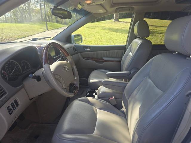 used 2004 Toyota Sienna car, priced at $7,999