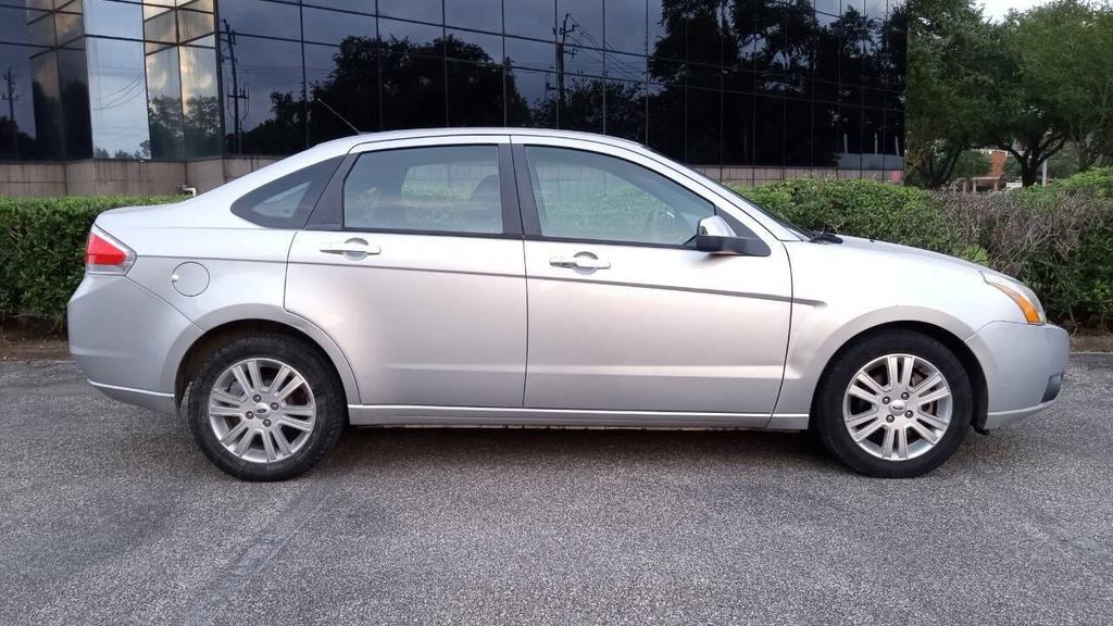 used 2010 Ford Focus car, priced at $3,999