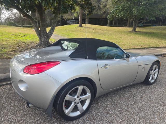 used 2007 Pontiac Solstice car, priced at $7,900