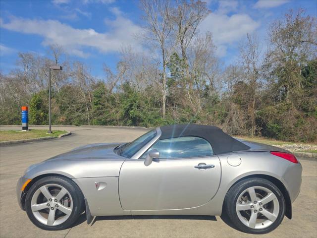 used 2007 Pontiac Solstice car, priced at $7,900