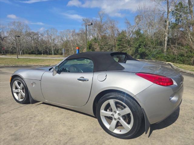 used 2007 Pontiac Solstice car, priced at $7,900