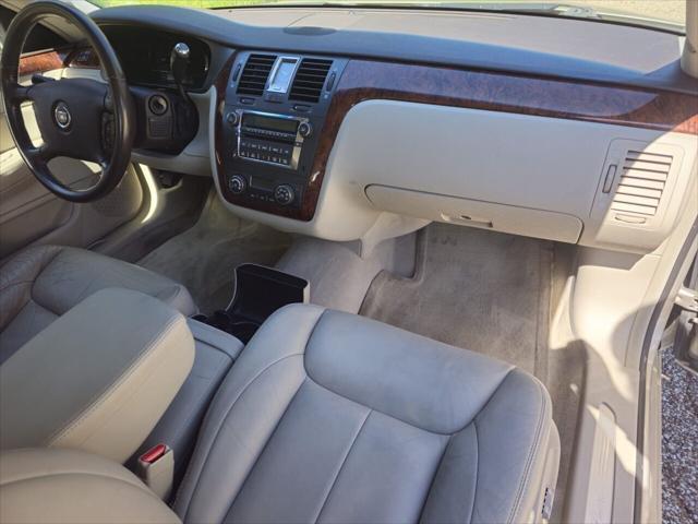used 2007 Cadillac DTS car, priced at $7,999