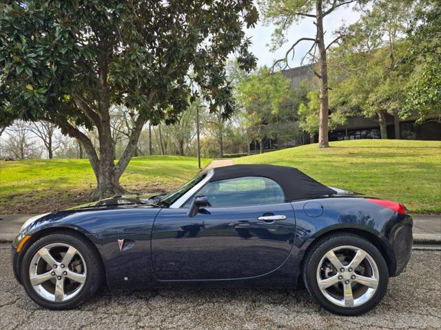 used 2007 Pontiac Solstice car, priced at $8,999