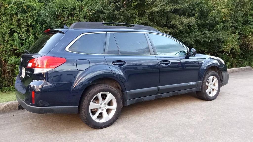 used 2013 Subaru Outback car, priced at $7,999
