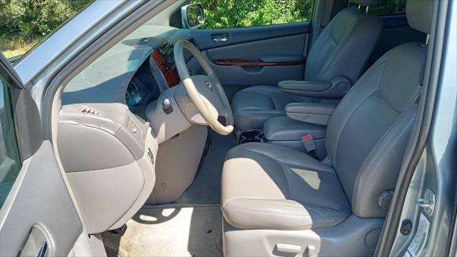 used 2004 Toyota Sienna car, priced at $5,999