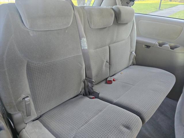 used 2007 Toyota Sienna car, priced at $8,500