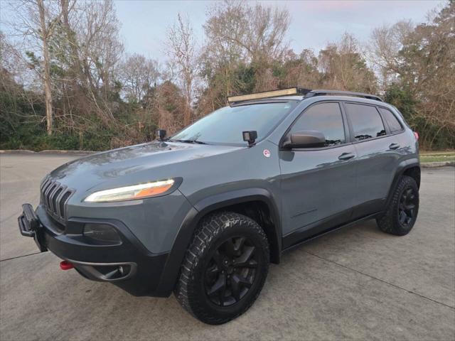 used 2014 Jeep Cherokee car, priced at $9,900