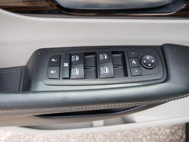 used 2023 Chrysler Pacifica car, priced at $26,996