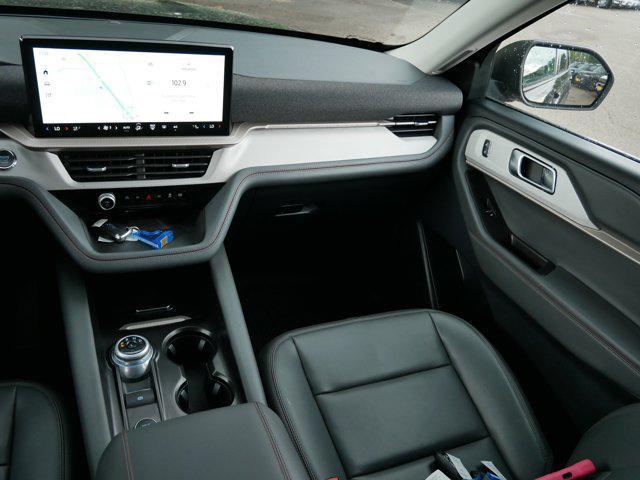 new 2025 Ford Explorer car, priced at $45,964