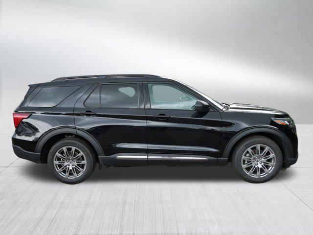 new 2025 Ford Explorer car, priced at $45,964